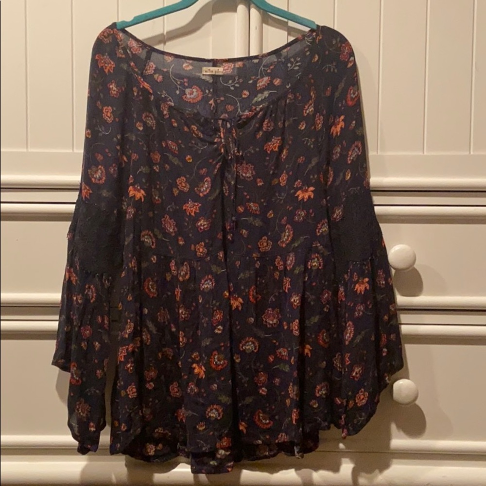 Hollister Blouse